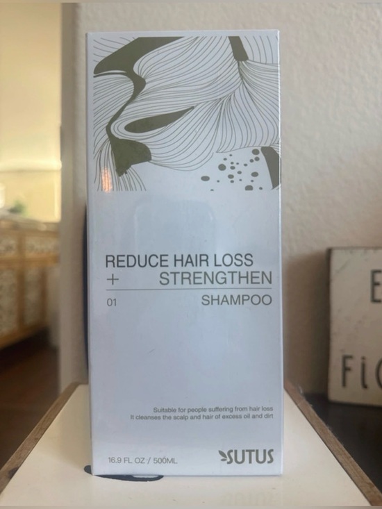 Sutus Other - Sutus Reduce Hair Loss + Strengthen Shampoo — White